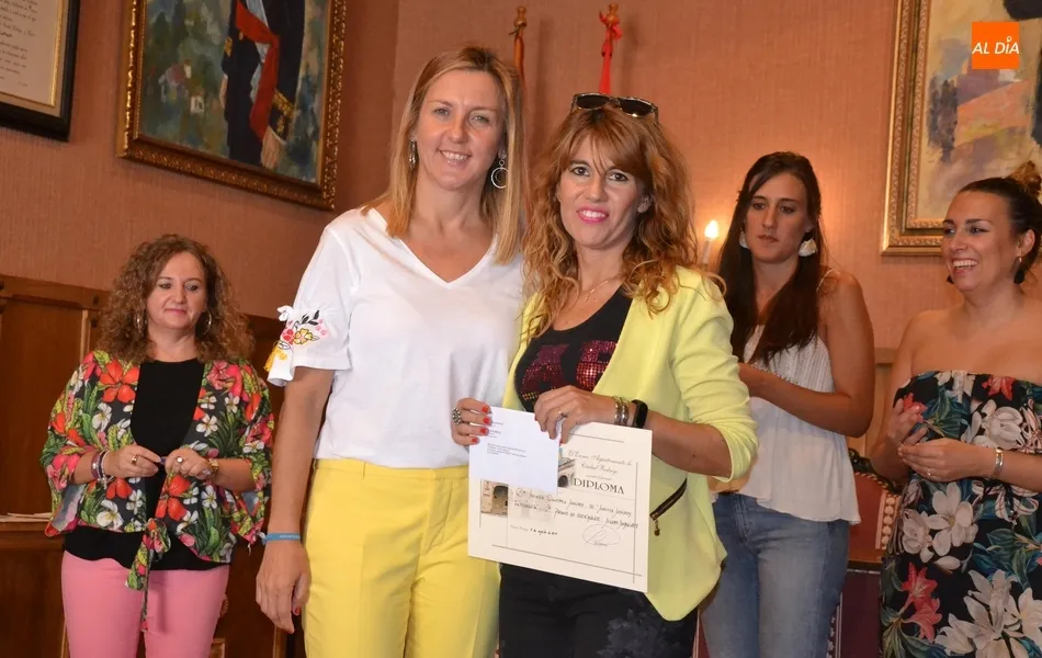 Foto 7 - Entregados los premios del Martes Mayor en un acto muy concurrido gracias a los scouts  
