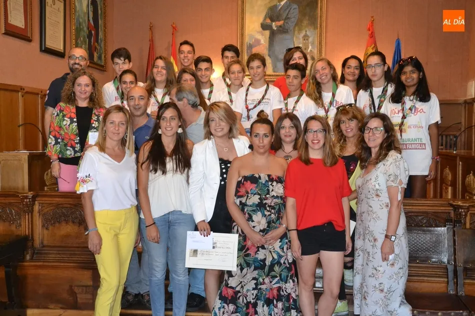 Foto 3 - Entregados los premios del Martes Mayor en un acto muy concurrido gracias a los scouts  