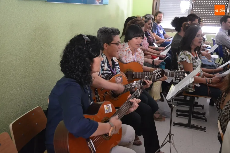 Foto 3 - El Colegio Misioneras de la Providencia inicia la celebraci&oacute;n de su 50&ordm; Aniversario  