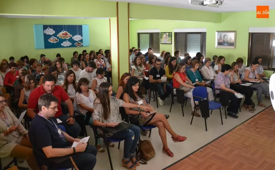 Foto 4 - El Colegio Misioneras de la Providencia inicia la celebraci&oacute;n de su 50&ordm; Aniversario  