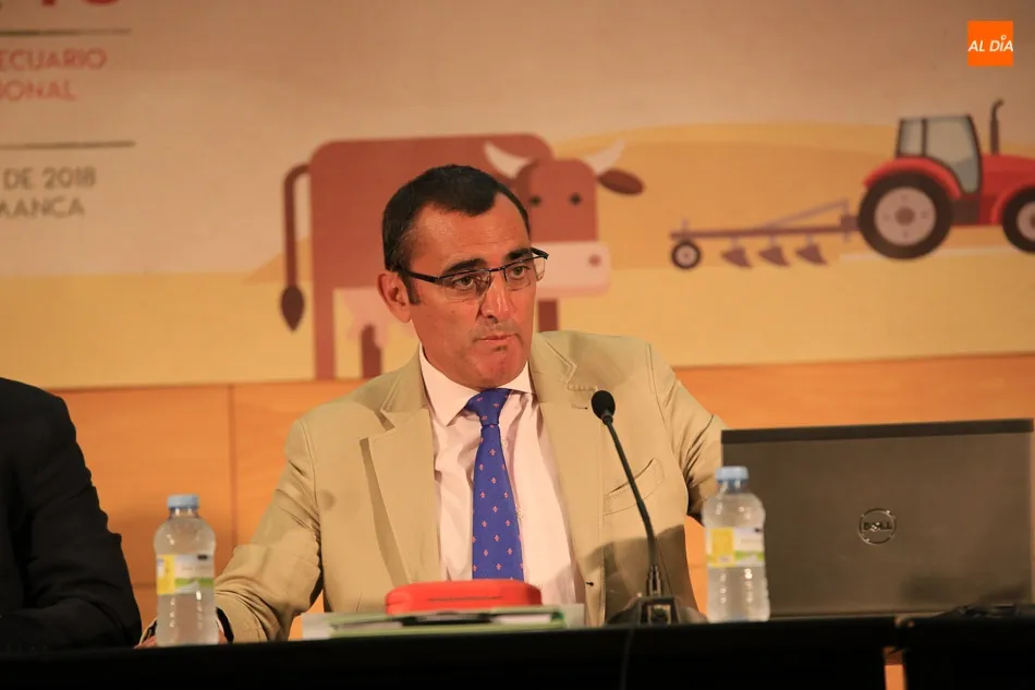 Foto 5 - Sanidad animal y mercados, en la jornada profesional de Asaja Salamanca