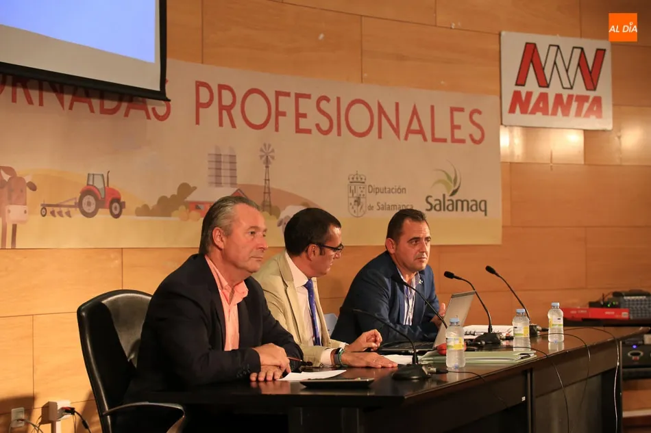 Foto 2 - Sanidad animal y mercados, en la jornada profesional de Asaja Salamanca
