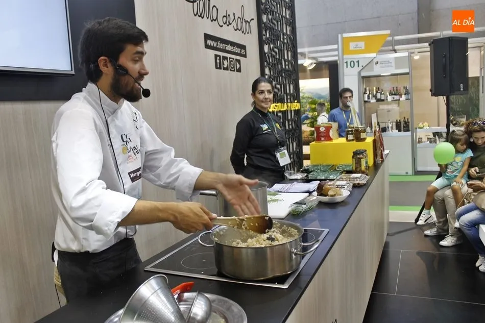 Foto 7 - Taller de cocina micol&oacute;gica con el cocinero salmantino Adri&aacute;n Casado