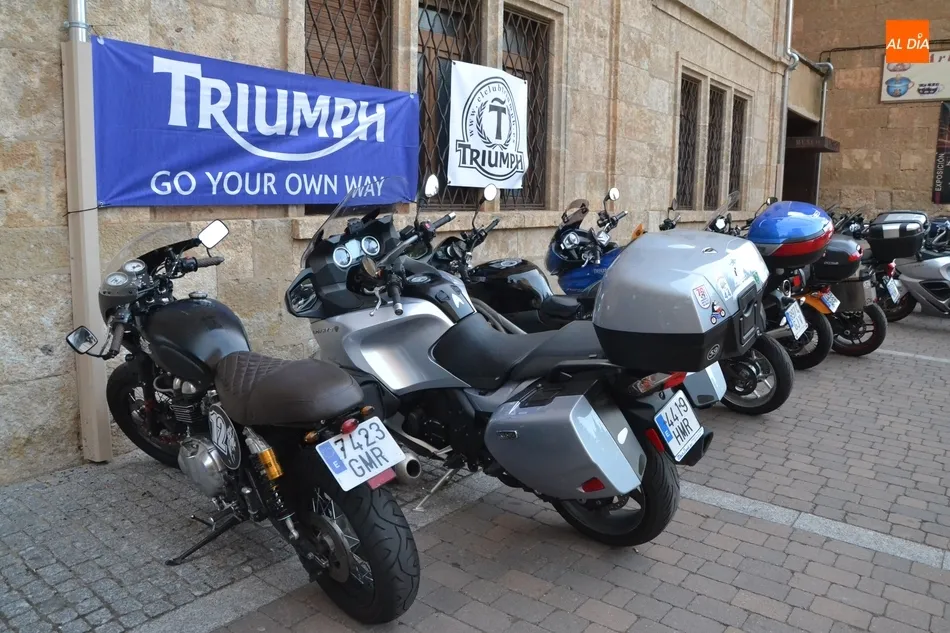 Foto 11 - Mir&oacute;briga acoge este fin de semana a 80 moteros de &lsquo;El Club Triumph&rsquo;  