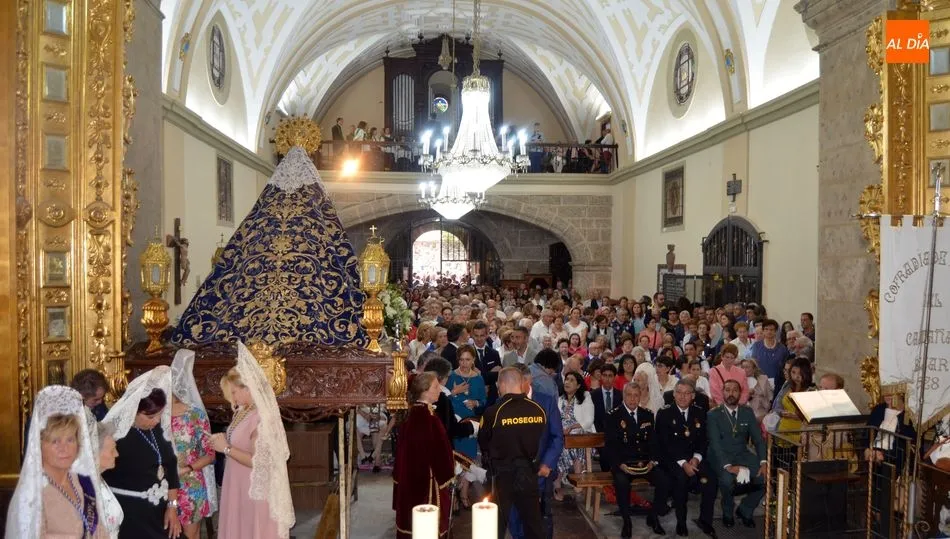 Los actos de celebración del Día de la Virgen se han realizado este año dentro del santuario