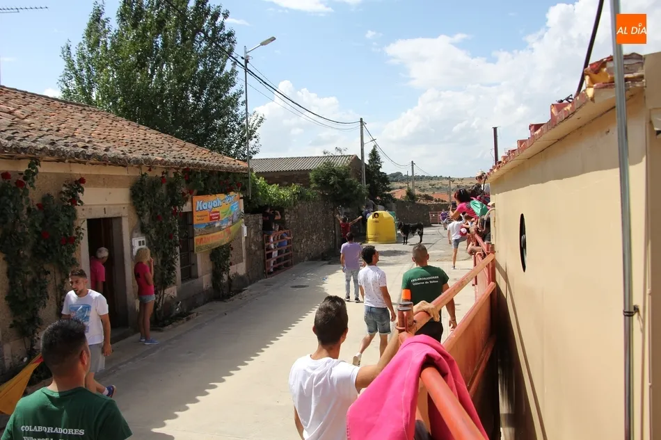 Foto 3 - Un herido por asta en el encierro de Villares de Yeltes  