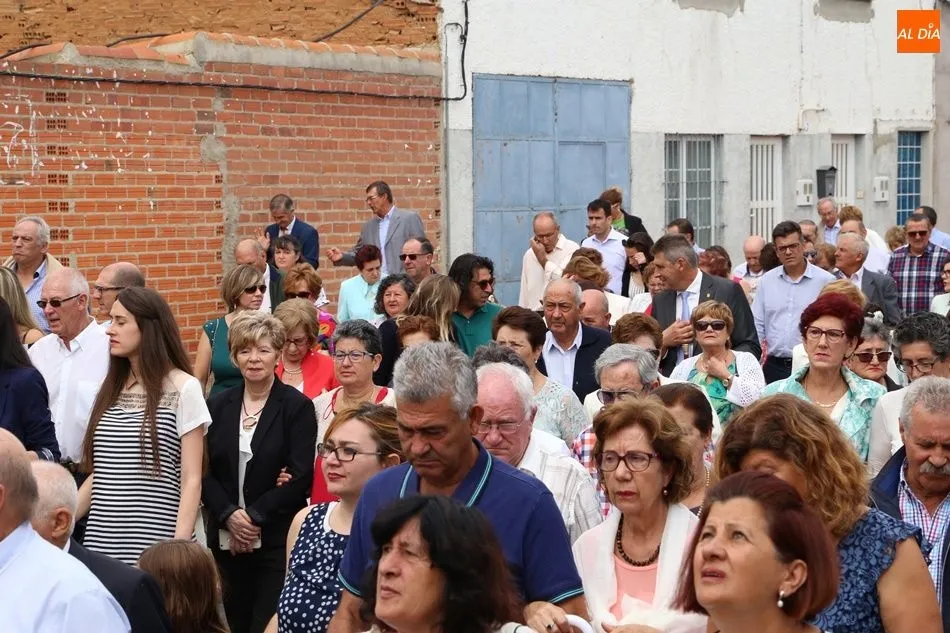 Foto 8 - Villoria rinde honores a la Virgen de la Vega