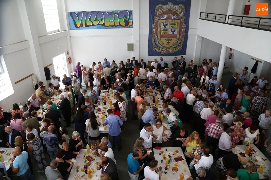 Foto 6 - Villoria rinde honores a la Virgen de la Vega