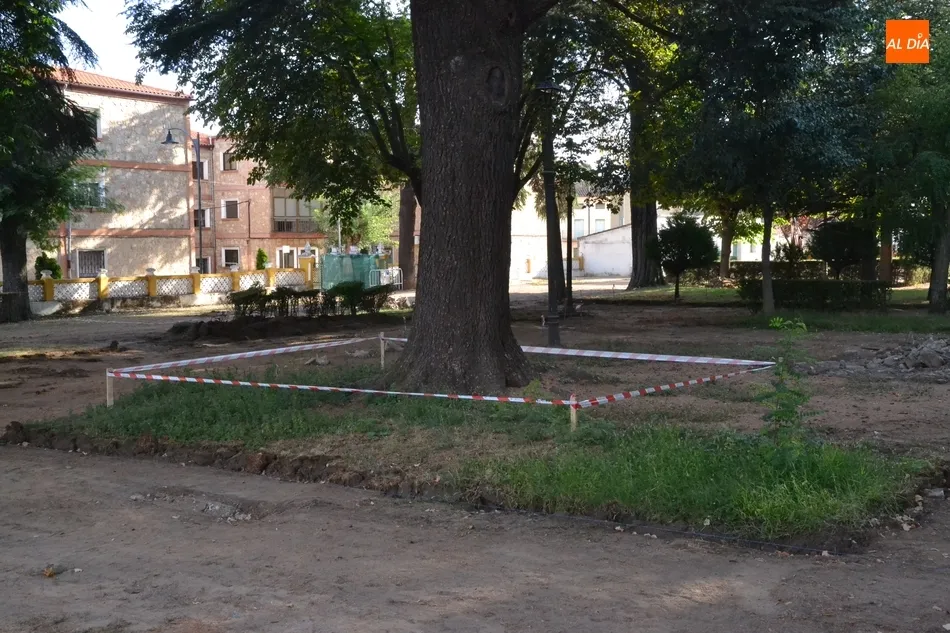 Foto 7 - Derribados los urinarios del Parque de La Florida  