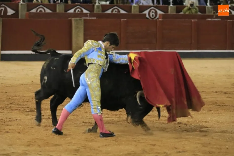 Foto 3 - Espioja cumple con nota y Miguel Aguilar se lleva la semifinal  
