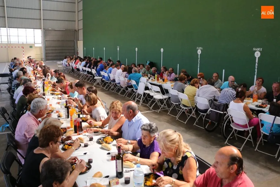 Foto 4 - En Villaseco de los Reyes despiden las fiestas con una suculenta paella  