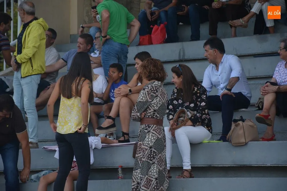 Foto 10 - El Salamanca CF UDS &lsquo;B&rsquo; debuta en la Regional de Aficionados goleando (4-0)