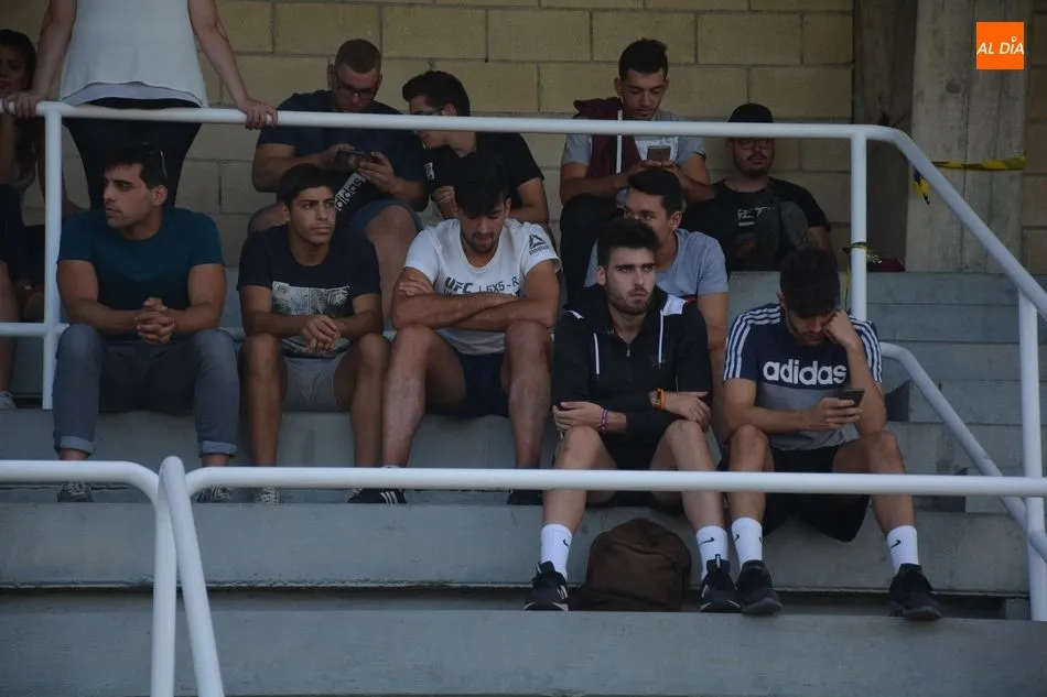 Foto 4 - El Salamanca CF UDS &lsquo;B&rsquo; debuta en la Regional de Aficionados goleando (4-0)