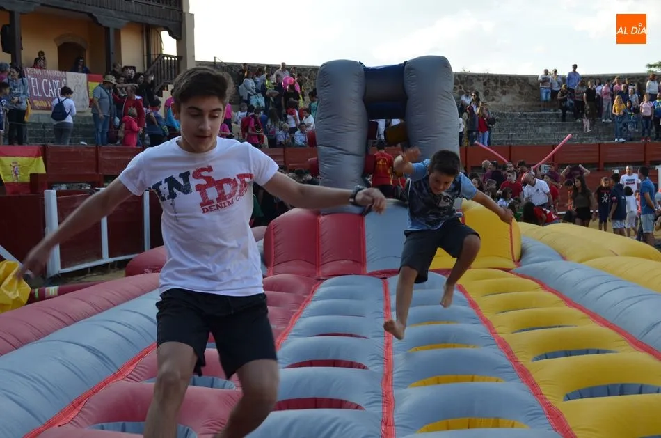 Foto 6 - Un d&iacute;a lleno de actividades l&uacute;dicas, locas y divertidas en El Casta&ntilde;ar  