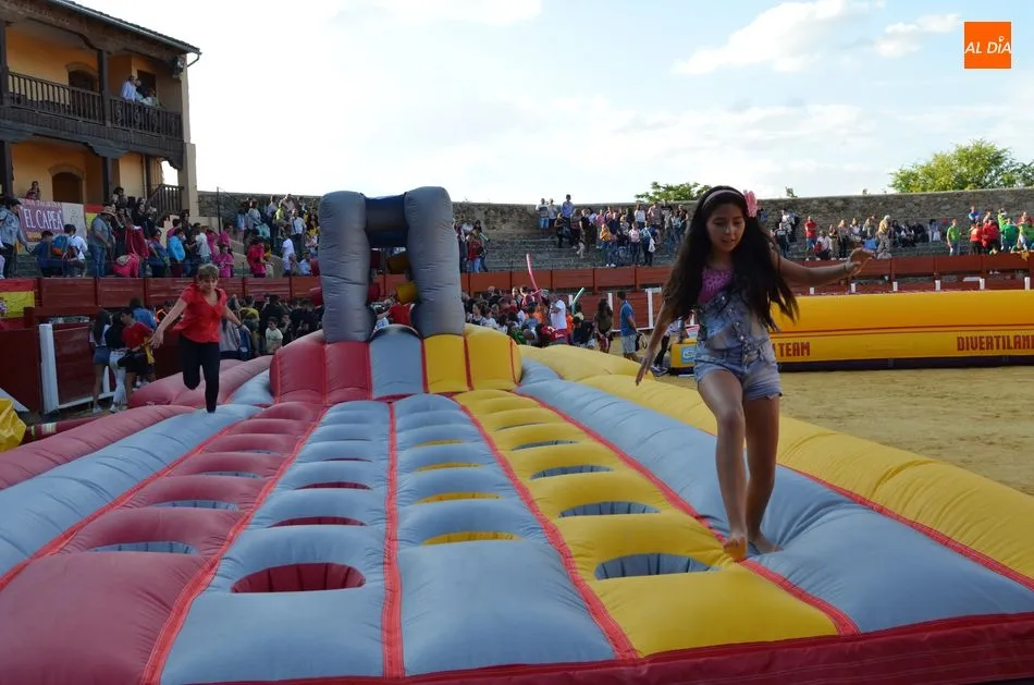 Foto 5 - Un d&iacute;a lleno de actividades l&uacute;dicas, locas y divertidas en El Casta&ntilde;ar  