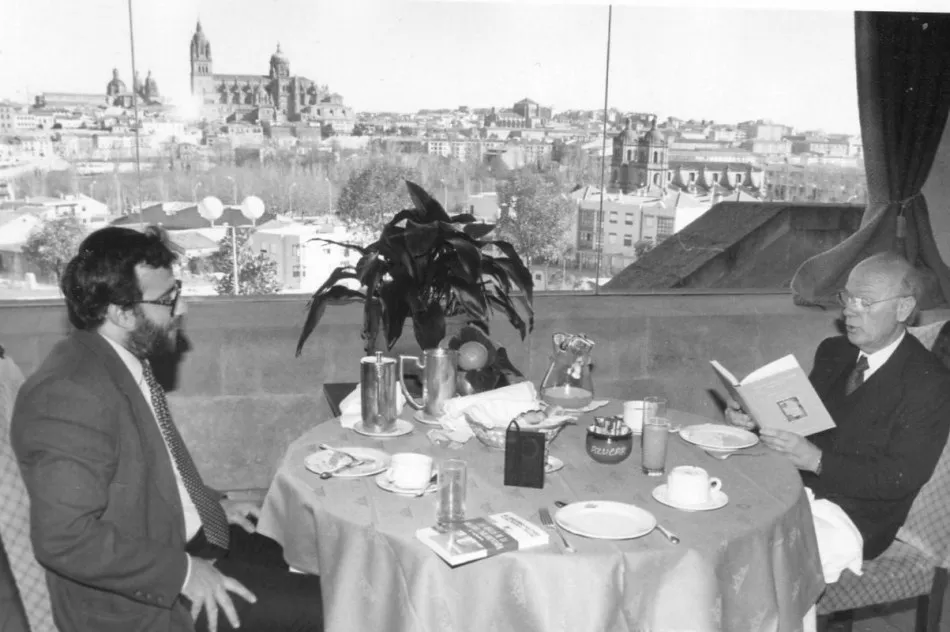 Foto 2 - Fallece el humanista Alfonso Ortega, referencia cultural en la Salamanca universitaria