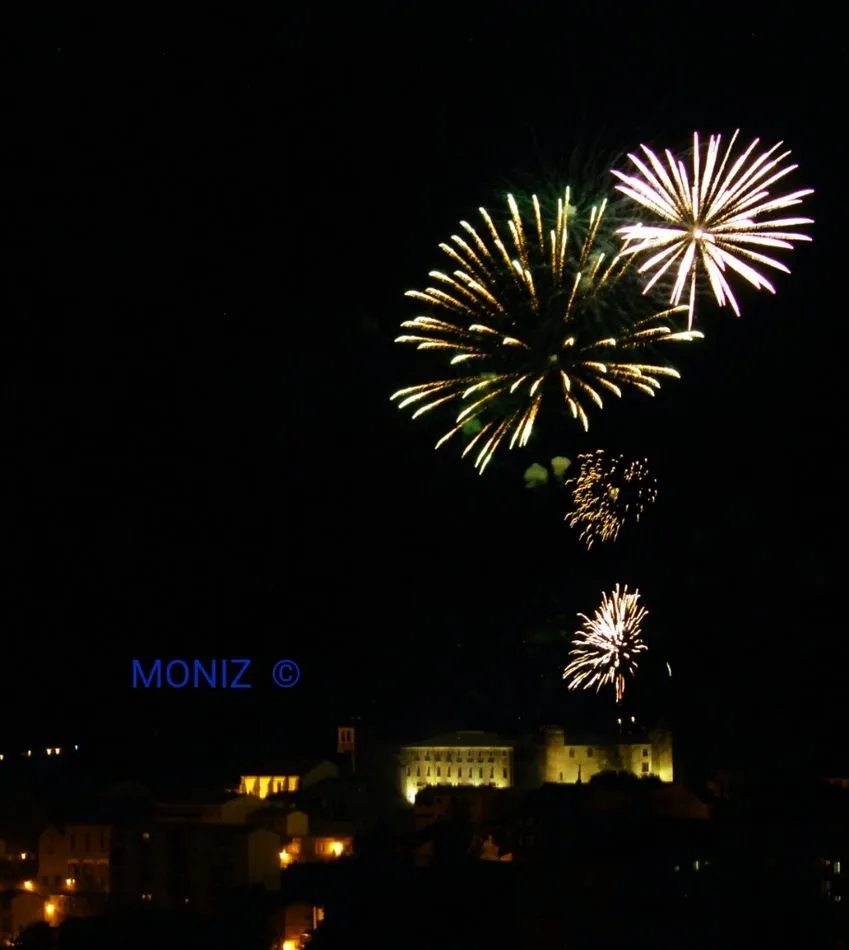 Foto 7 - Los fuegos artificiales&nbsp; ponen el punto final a las fiestas de B&eacute;jar  