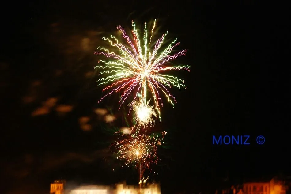 Foto 5 - Los fuegos artificiales&nbsp; ponen el punto final a las fiestas de B&eacute;jar  