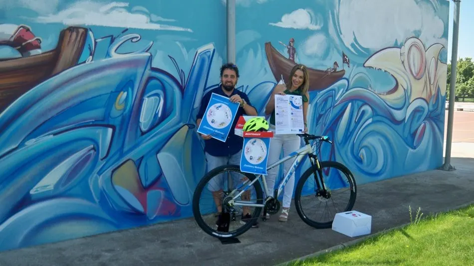 Roberto Muñoz, técnico municipal y la concejal del área, Marta Labrador