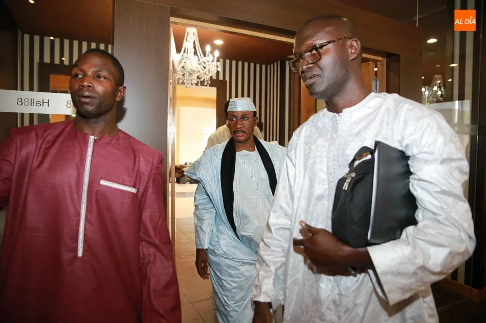 Foto 10 - La comunidad senegalesa se vuelca con su l&iacute;der espiritual, Serigne Mame