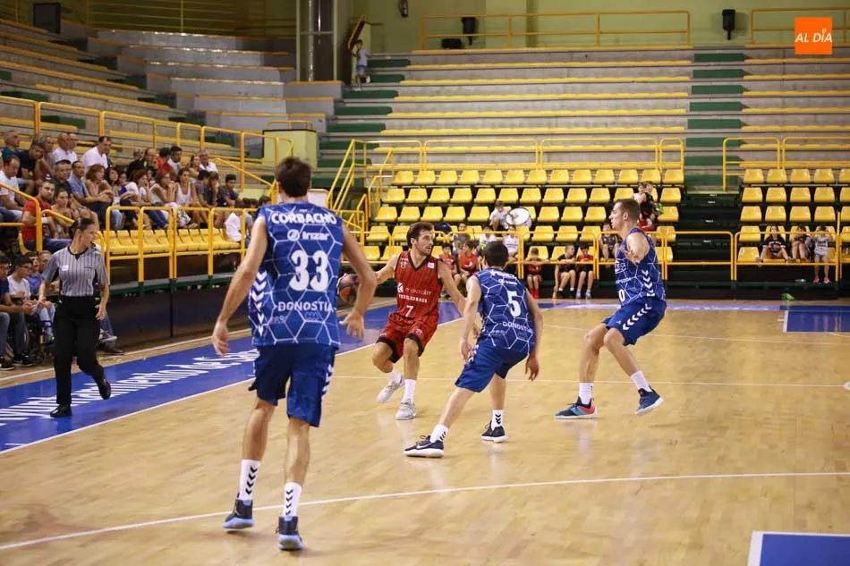 Foto 8 - El Montakit Fuenlabrada supera al Guipuzkoa en W&uuml;rzburg (69-60)