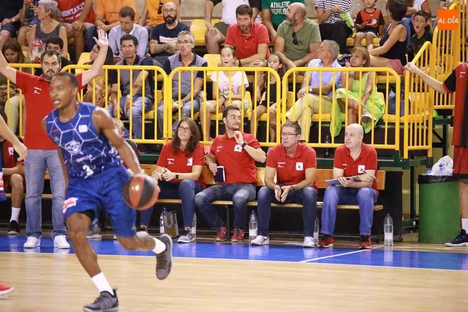 Foto 2 - El Montakit Fuenlabrada supera al Guipuzkoa en W&uuml;rzburg (69-60)