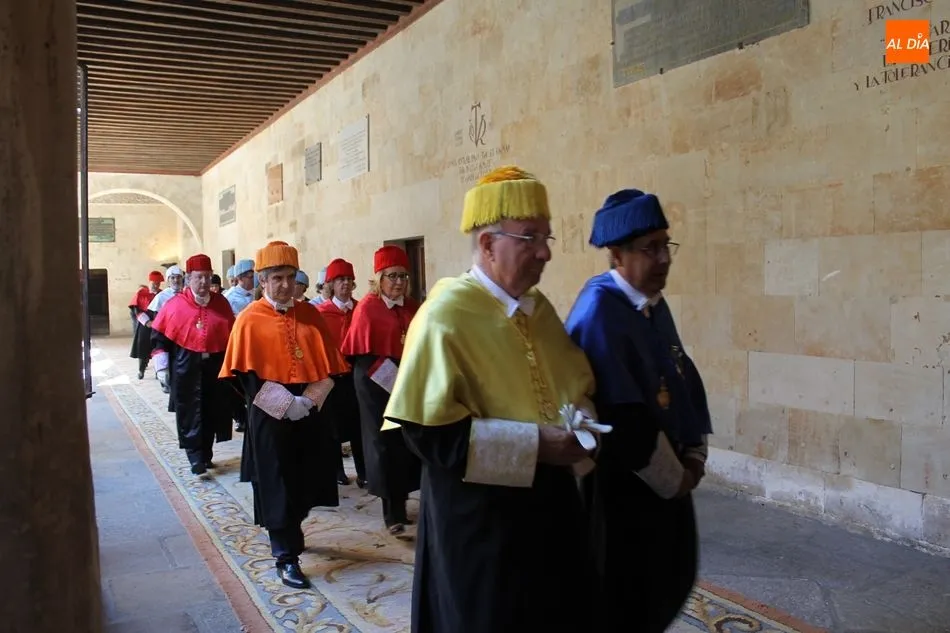 Foto 11 - &ldquo;El VIII Centenario es la ocasi&oacute;n para reafirmar los valores que representa la Universidad de...