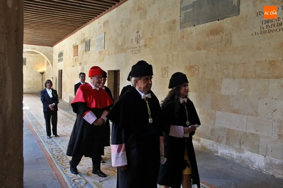 Foto 10 - &ldquo;El VIII Centenario es la ocasi&oacute;n para reafirmar los valores que representa la Universidad de...