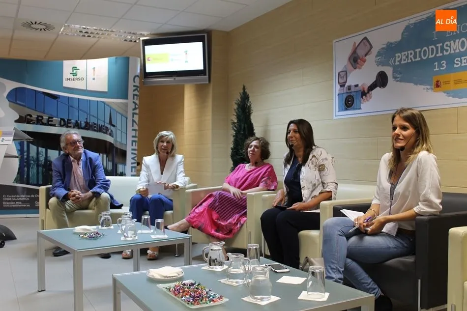 Foto 6 - El periodismo espa&ntilde;ol se compromete a minimizar la estigmatizaci&oacute;n del Alzheimer