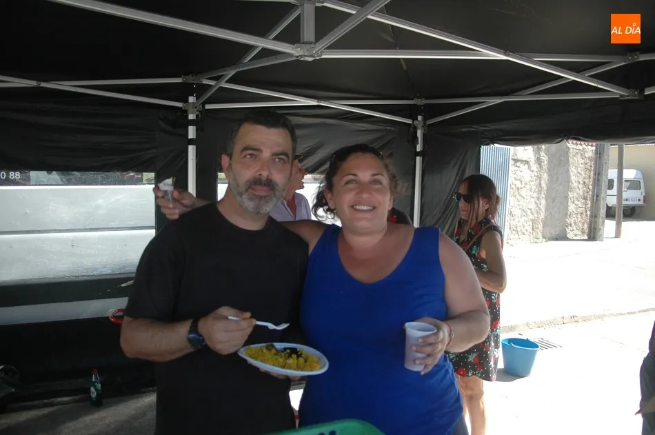 Foto 4 - En Ba&ntilde;ob&aacute;rez cogen fuerza con una paella ante lo que tienen por delante  