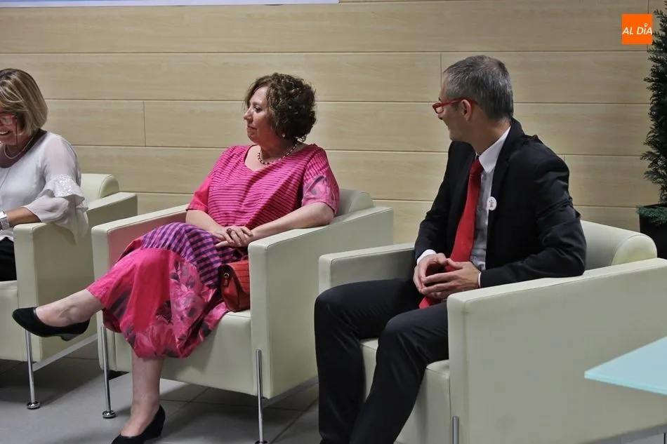 Foto 11 - El periodismo espa&ntilde;ol se compromete a minimizar la estigmatizaci&oacute;n del Alzheimer