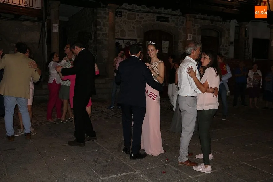 Foto 4 - Un preg&oacute;n con sorpresa de Carlos Castro da inicio a los festejos del Cristo