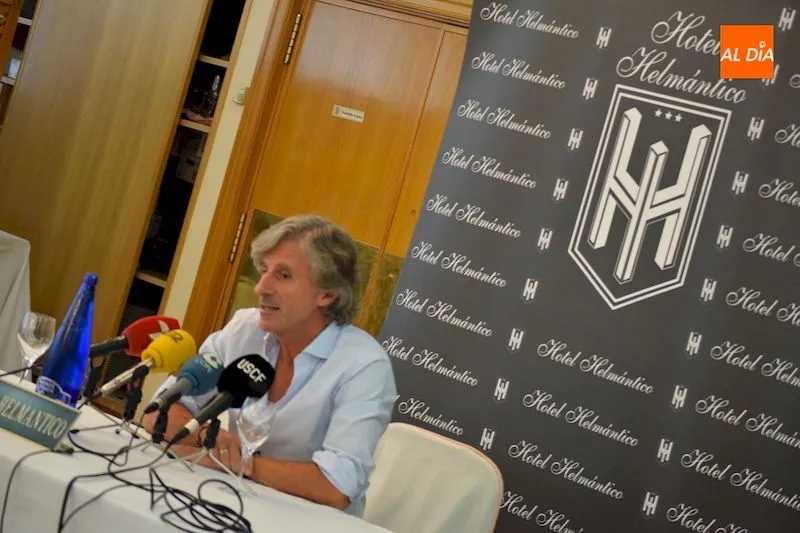 Foto 2 - Aguirre: &ldquo;El Real Madrid Castilla es un rival complicado con o sin Vinicius&rdquo;