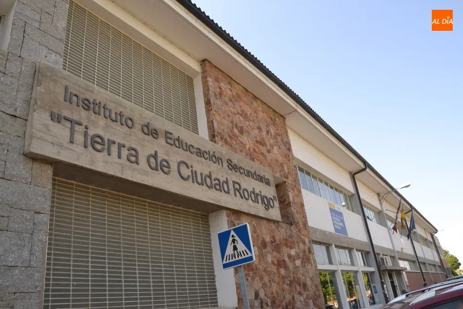 Los alumnos de los institutos ya tienen horarios para la vuelta a clase  