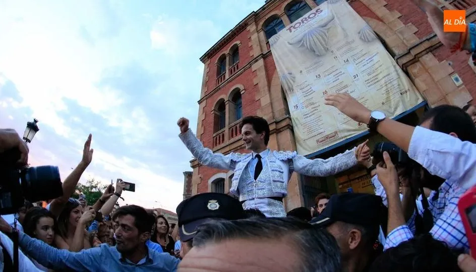 El salmantino Juan del Álamo volvió a abrir la puerta grande de La Glorieta. Foto: Miguel Hernándezi