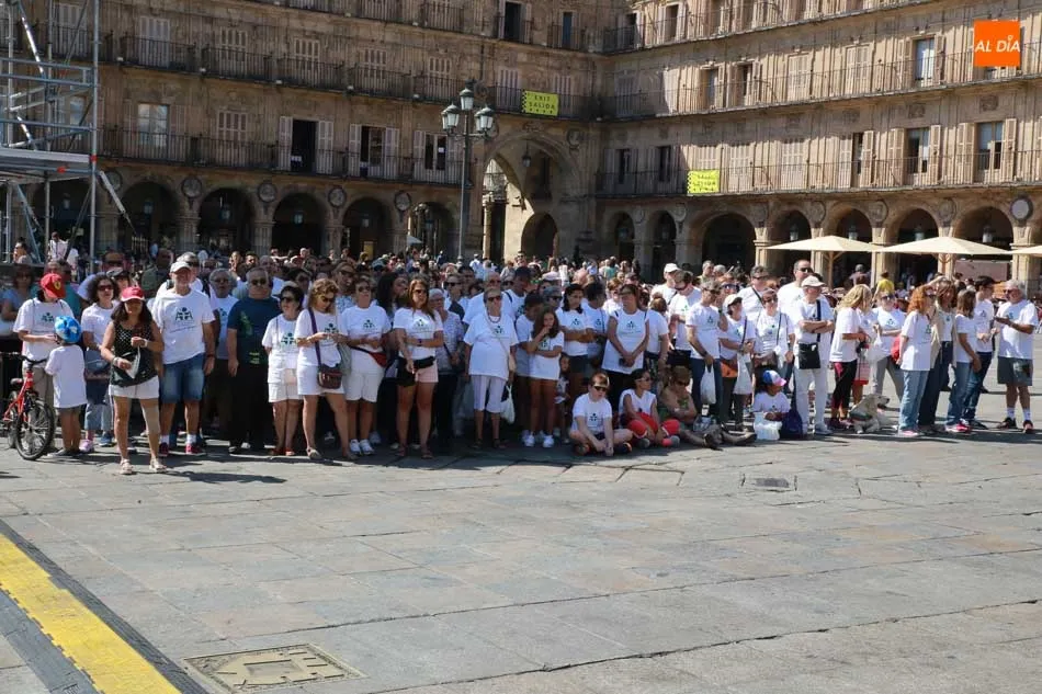 Foto 7 - AFA Salamanca celebra su 30 aniversario con una marcha para sensibilizar sobre el Alzheimer