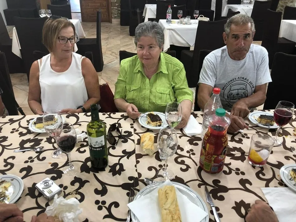 Foto 5 - La VII Concentraci&oacute;n Nacional &lsquo;Motores Atr&aacute;s&rsquo; visita Vitigudino  