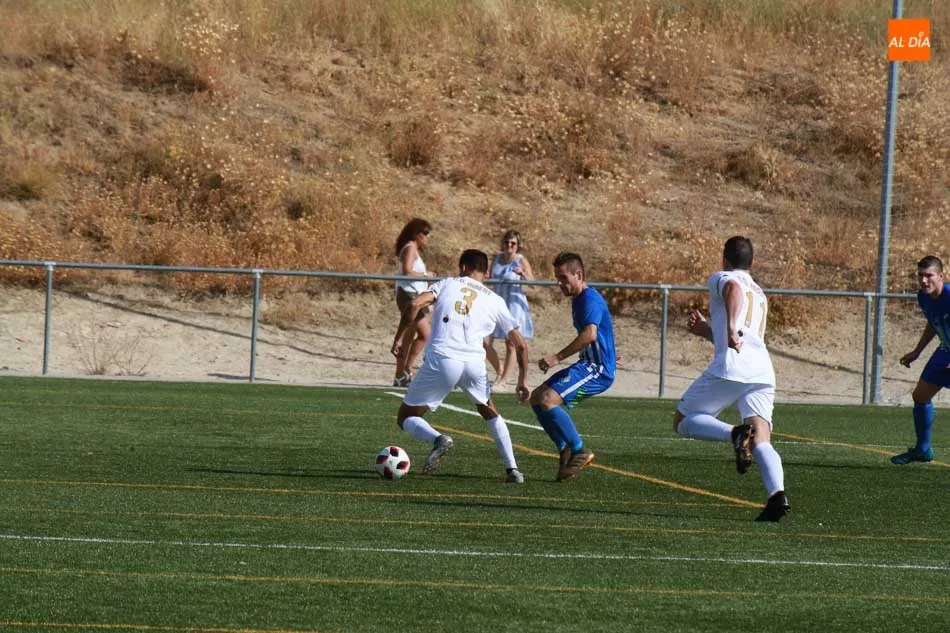 Foto 5 - El B&eacute;jar Industrial suma y sigue y duro rev&eacute;s para el Ribert y el filial del Salamanca UDS