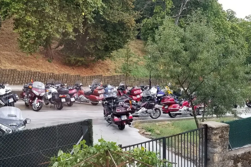 Foto 2 - M&aacute;s de 35 motocicletas participan en la 80&ordf; Concentraci&oacute;n Nacional celebrada en B&eacute;jar  