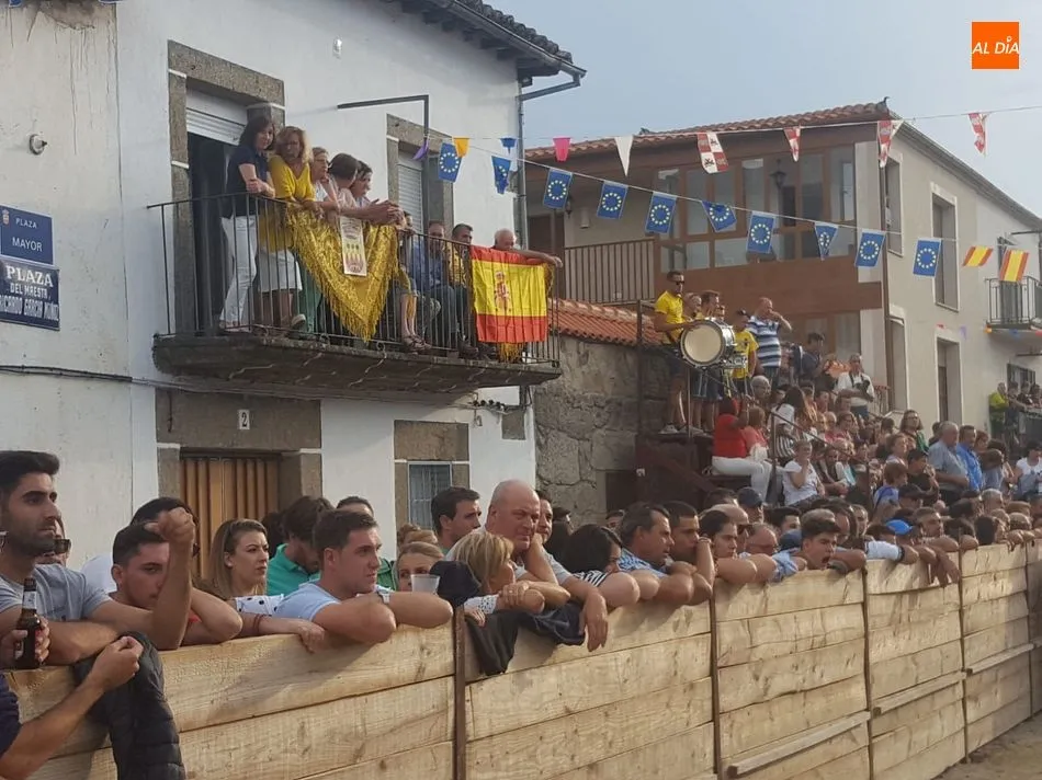 Foto 8 - La plaza vuelve a vivir una nueva jornada taurina llena de emoci&oacute;n