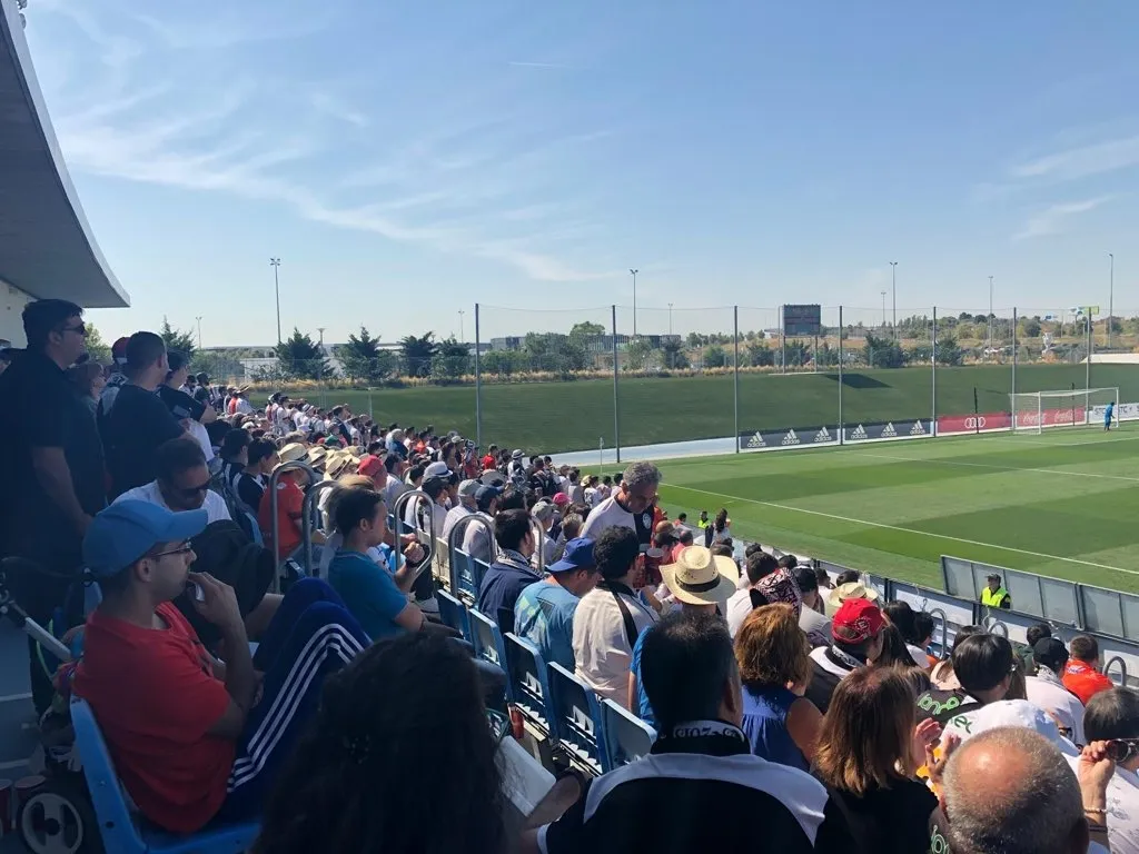 Foto 2 - Serio correctivo del Real Madrid Castilla a Unionistas (3-0)