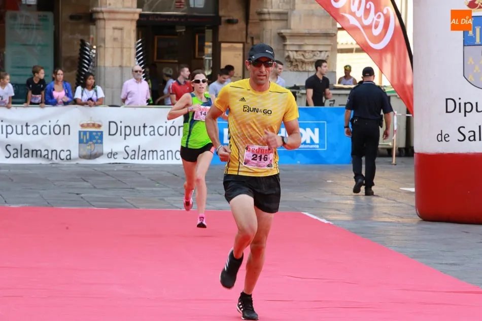Foto 3 - Salamanca visibiliza un a&ntilde;o m&aacute;s la Violencia de G&eacute;nero con una carrera muy participativa