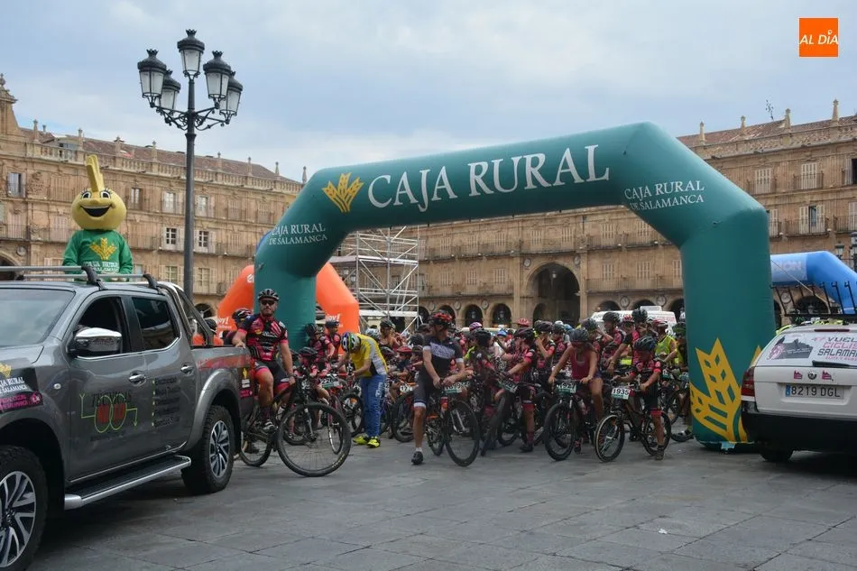Foto 9 - La Semana Europea de la Movilidad comienza con un multitudinario D&iacute;a de la Bici