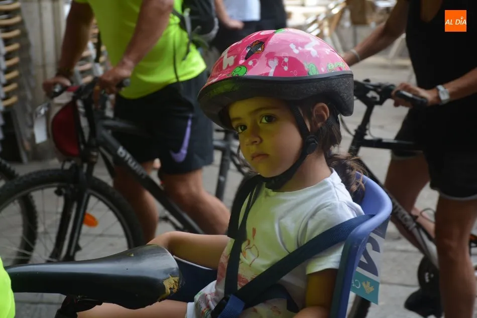 Foto 6 - La Semana Europea de la Movilidad comienza con un multitudinario D&iacute;a de la Bici