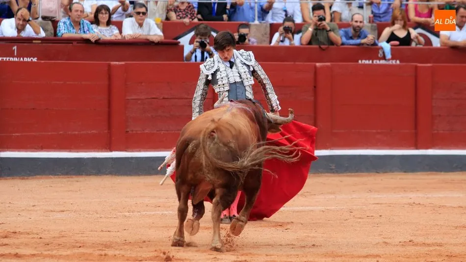 La Glorieta ha rugido de emoción con un torero que viene a esto para mandar. Foto: Miguel Hernández