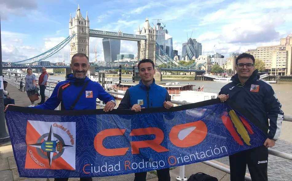 Miembros del Club Ciudad Rodrigo Orientación compiten en Londres  