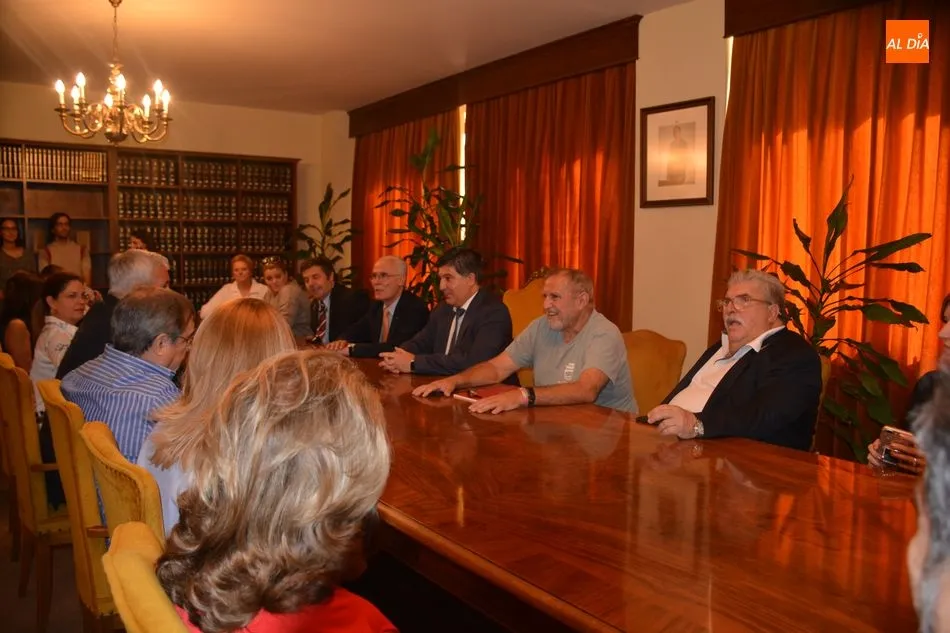 Foto 10 - Reencuentro en Medicina para 14 exalumnos que&nbsp;han desarrollado su carrera profesional en EEUU