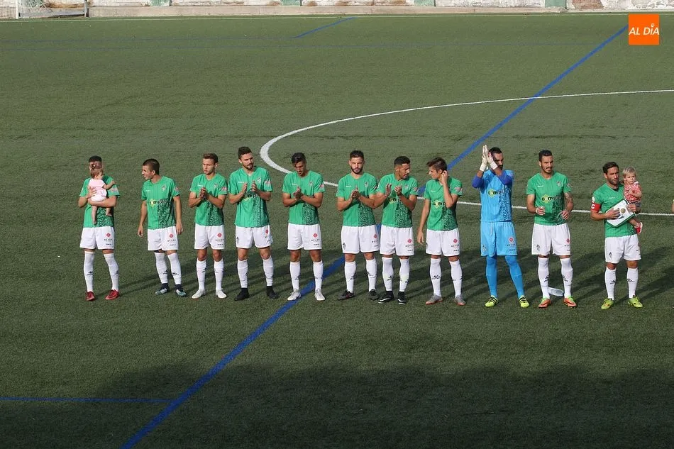El CD Guijuelo espera contar con su afición en el Helmántico para el primer derbi salmantino de la liga