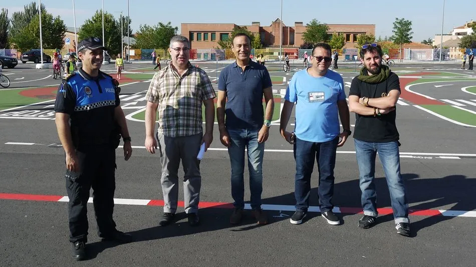 Para este curso está previsto continuar con las charlas sobre seguridad vial en los colegios.