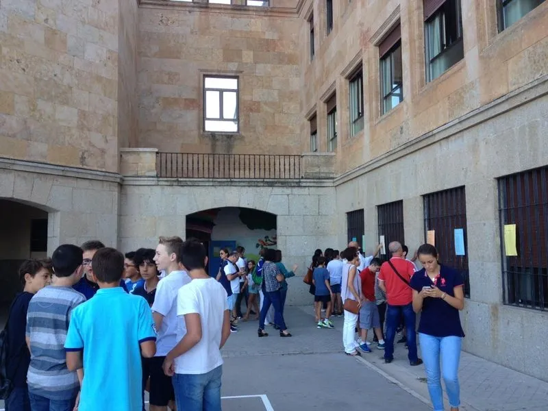 Foto 5 - Los alumnos de ESO y Bachillerato comienzan el nuevo curso en Maristas  